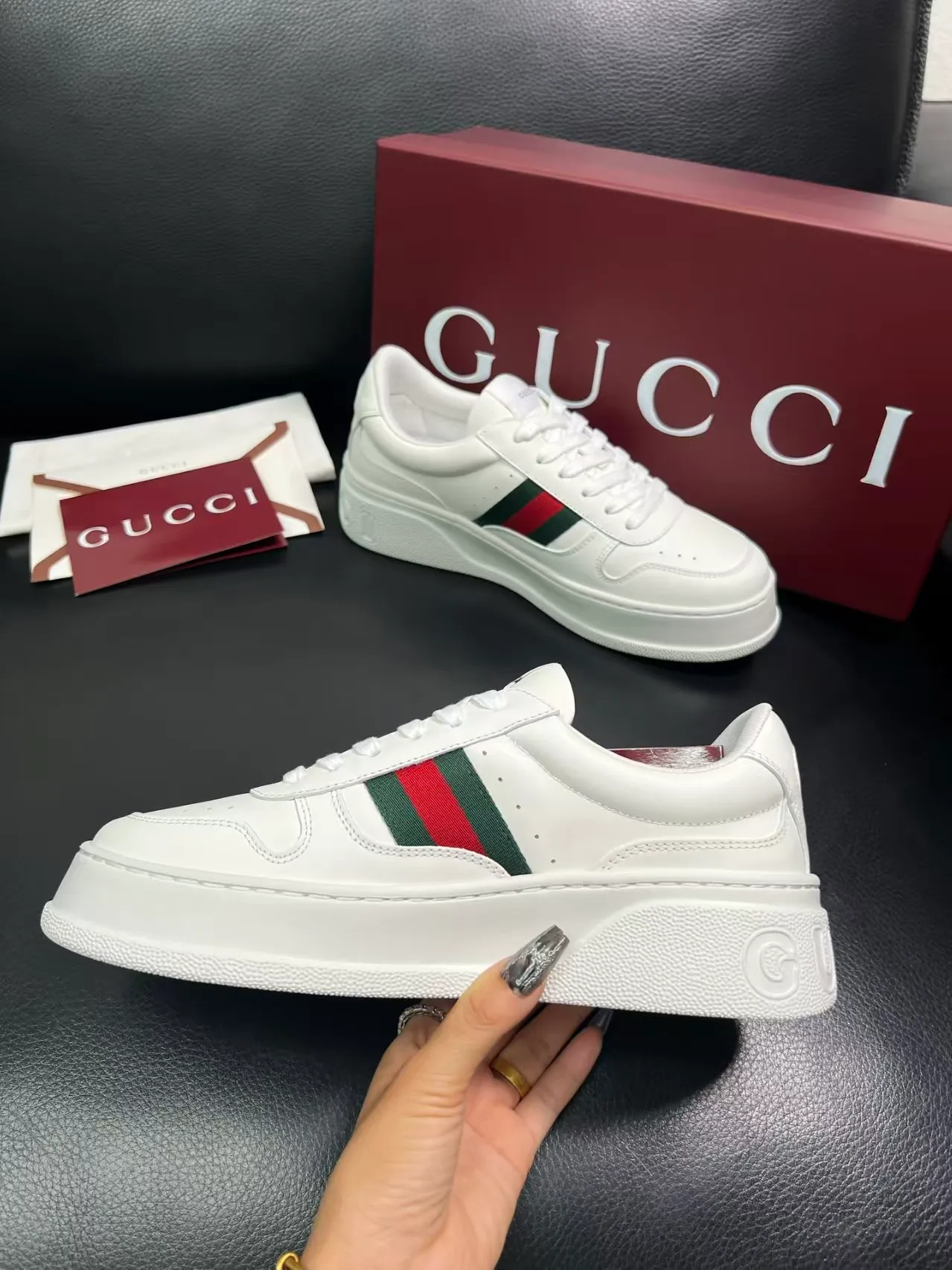Men's Men's Shoes💰440【New Style】🎍🎍New Gucci Men's Shoes GUCCI [Lightning] The latest shoes are shipped. Original quality, fashionable, special materials, inner mesh, brand new packaging. The foot feels super comfortable and the workmanship is impeccable. Size: 38-45